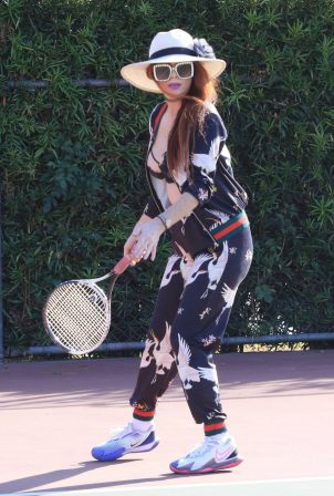 Phoebe Price - Seen at tenis court in Los Angeles