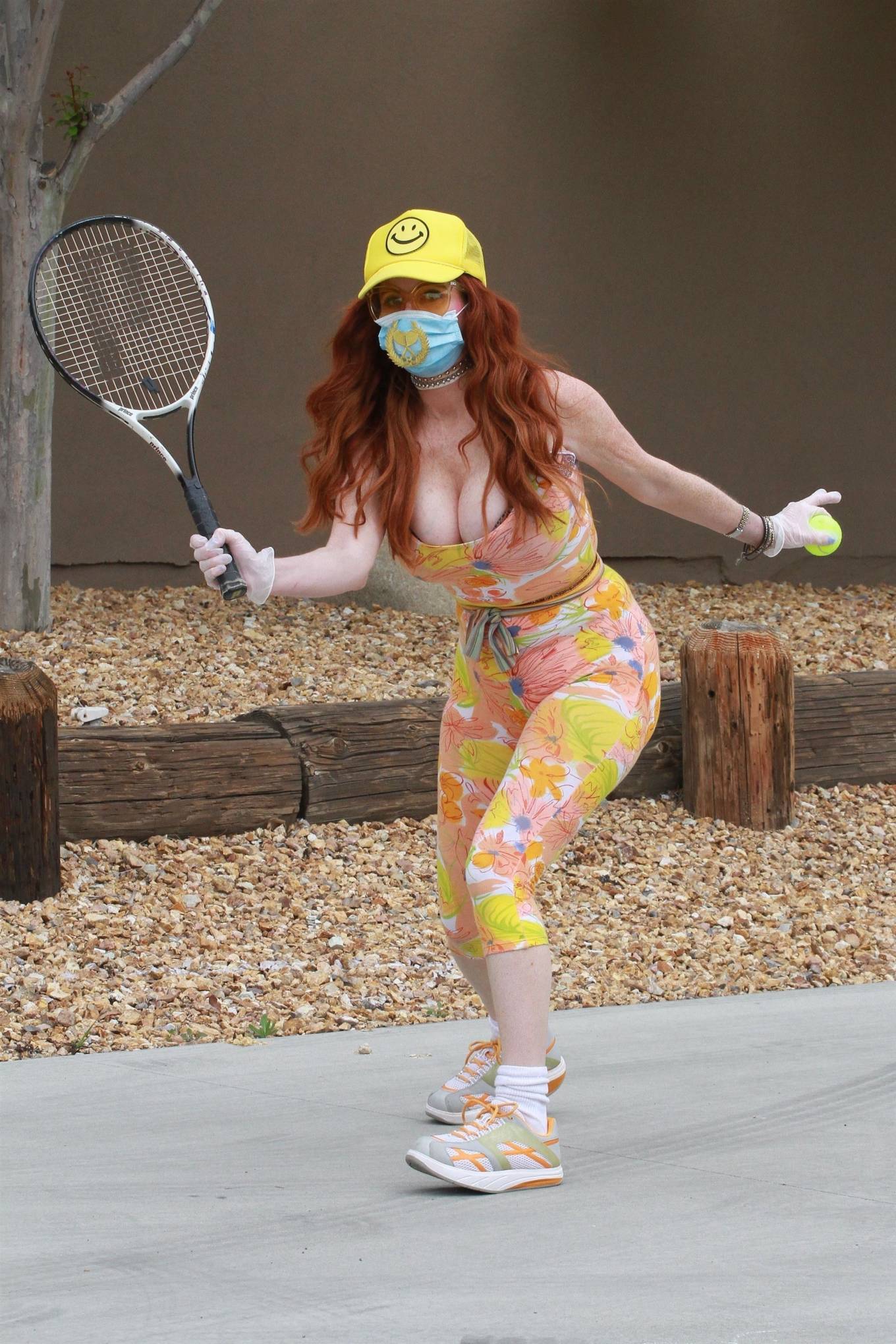 Phoebe Price â€“ Tennis photoshoot during Quarantine