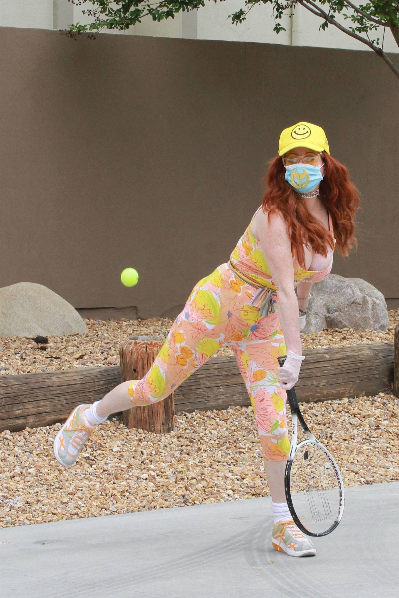 Phoebe Price â€“ Tennis photoshoot during Quarantine