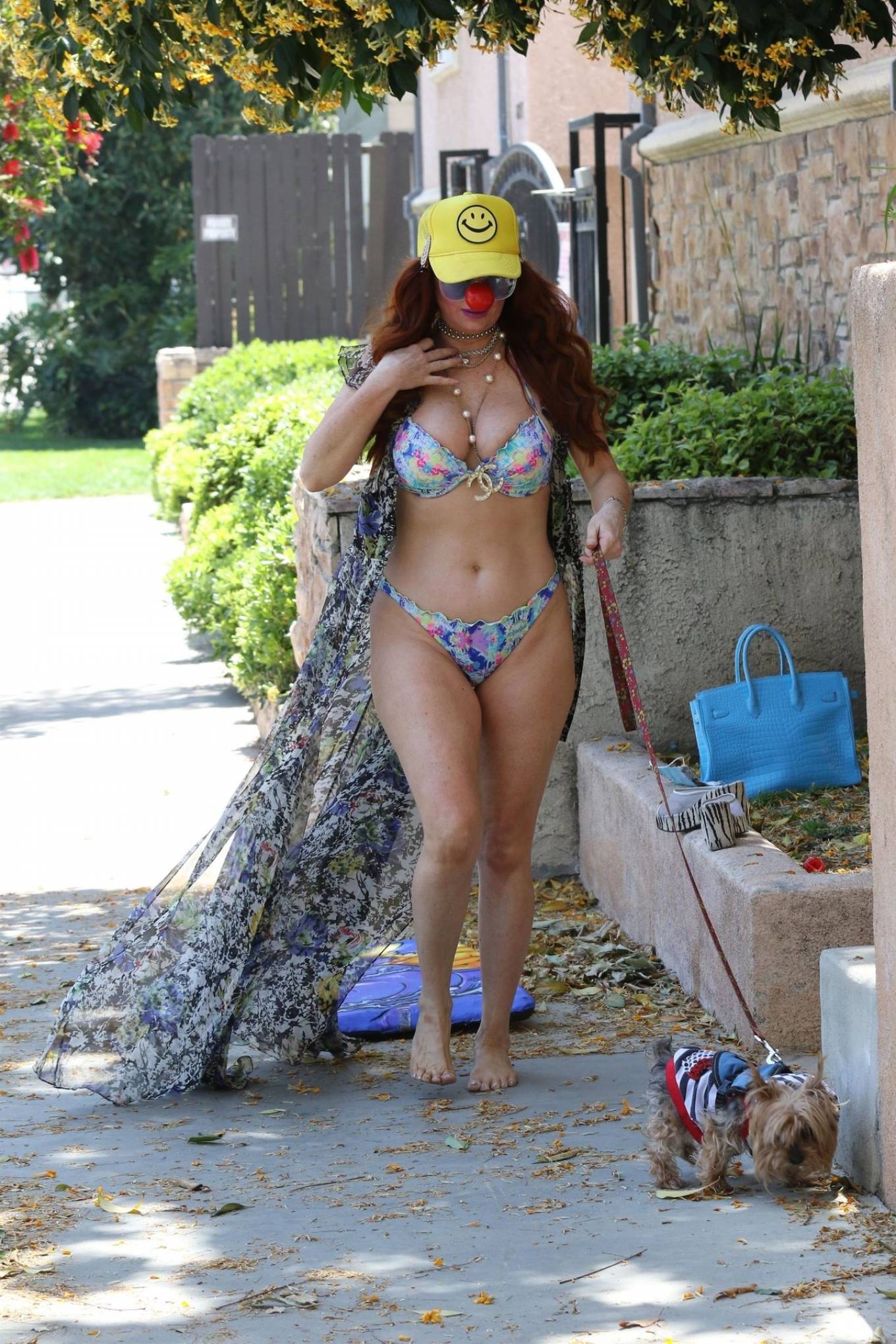 Phoebe Price â€“ When photoshoot gone wrong