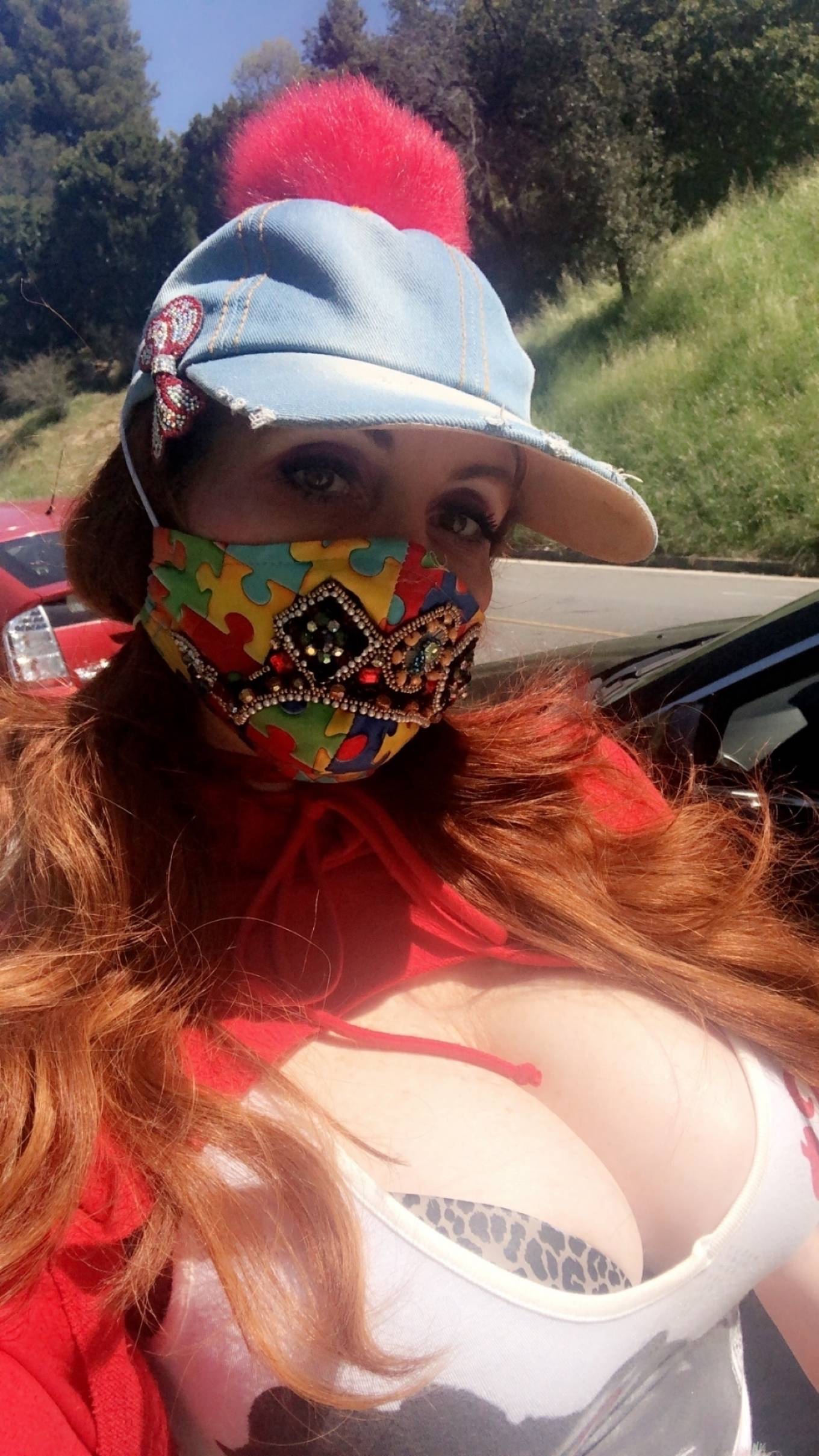 Phoebe Price â€“ With another COVID-19 personalized masks