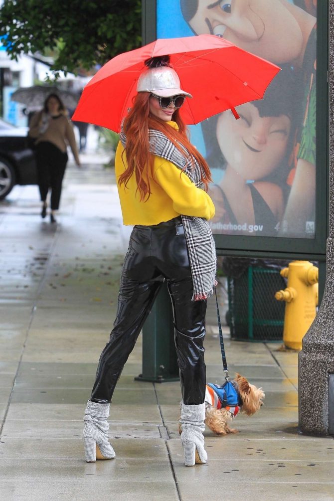 Phoebe Price with her dog shopping in Beverly Hills