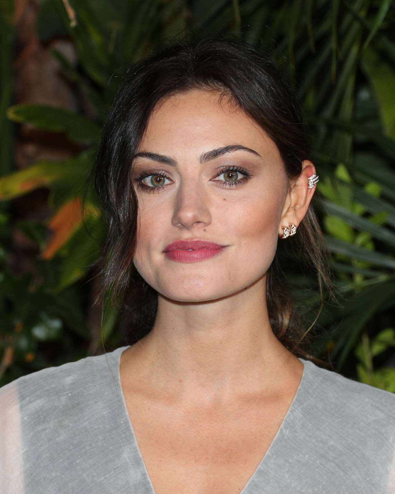 Phoebe Tonkin 2020 : Phoebe Tonkin – Charles Finch and Chanel Pre-Oscars 2020 Dinner in Beverly Hills-01