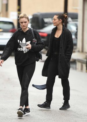 Phoebe Tonkin - Leaves the gym with a friend in LA