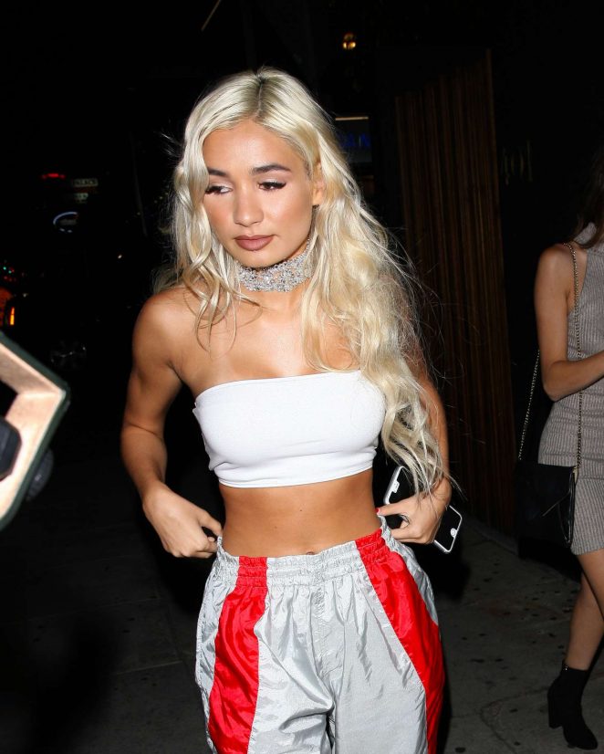 Pia Mia Perez - Heads to The Nice Guy Club in West Hollywood