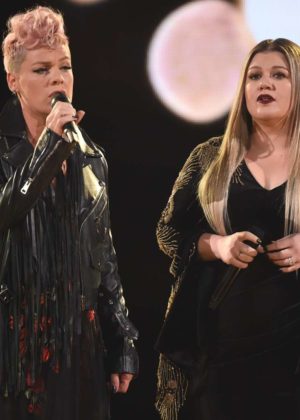 Pink and Kelly Clarkson - Performs at 2017 American Music Awards in LA