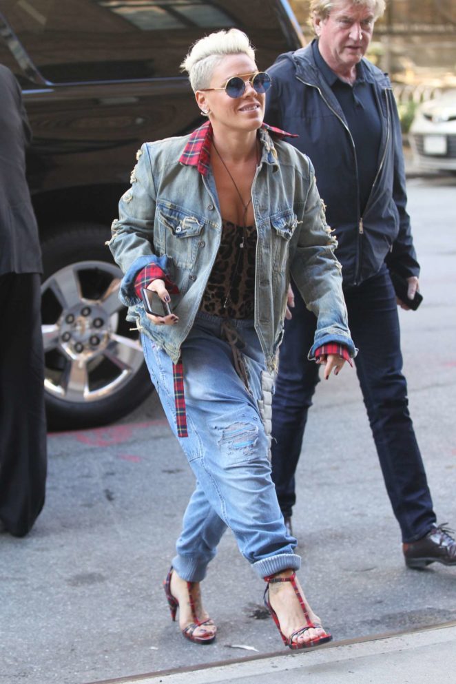 Pink Leaves her hotel in New York
