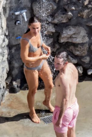Pippa Middleton - In a bikini on holiday in Positano