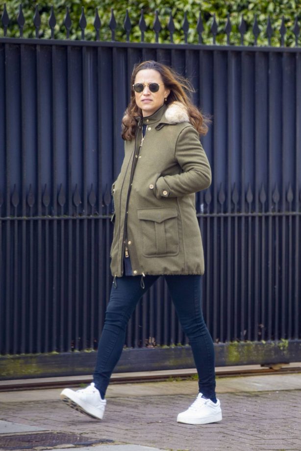 Pippa Middleton - Wearing a military green coat while out in Chelsea