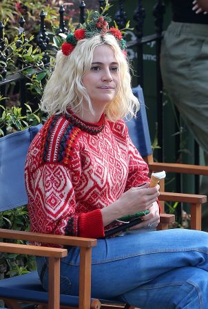 Pixie Lott - On the set In North London