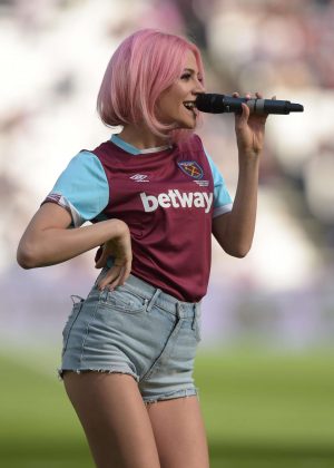 Pixie Lott - Performing at Half Time in West Ham V Everton Football Match in London