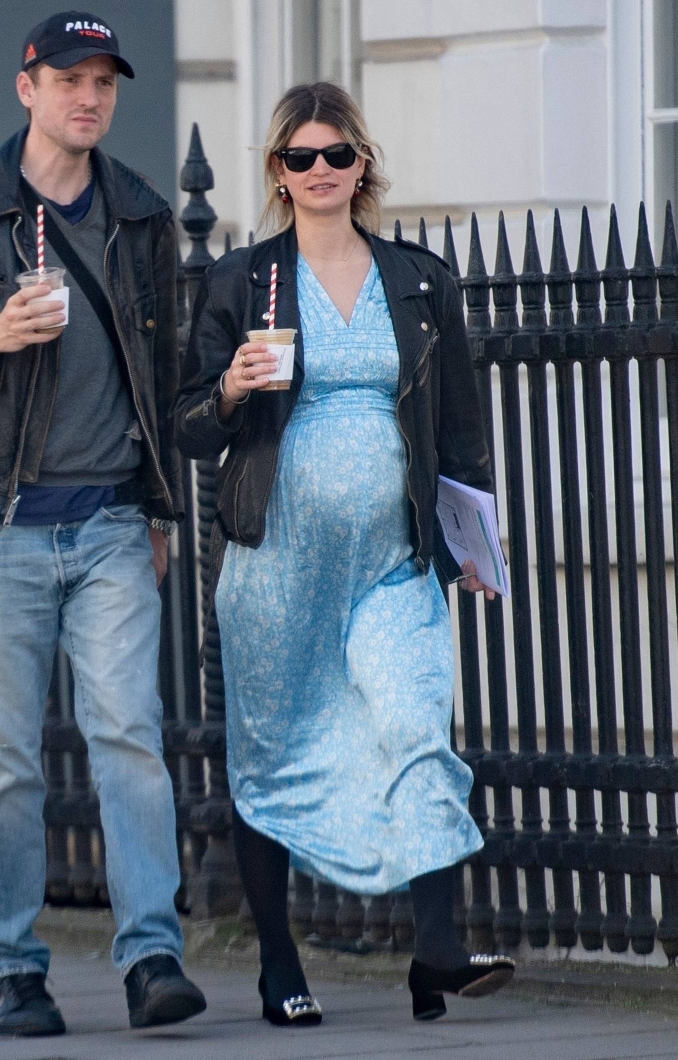 Pixie Geldof 2021 : Pregnant Pixie Geldof – Steps out in London-08