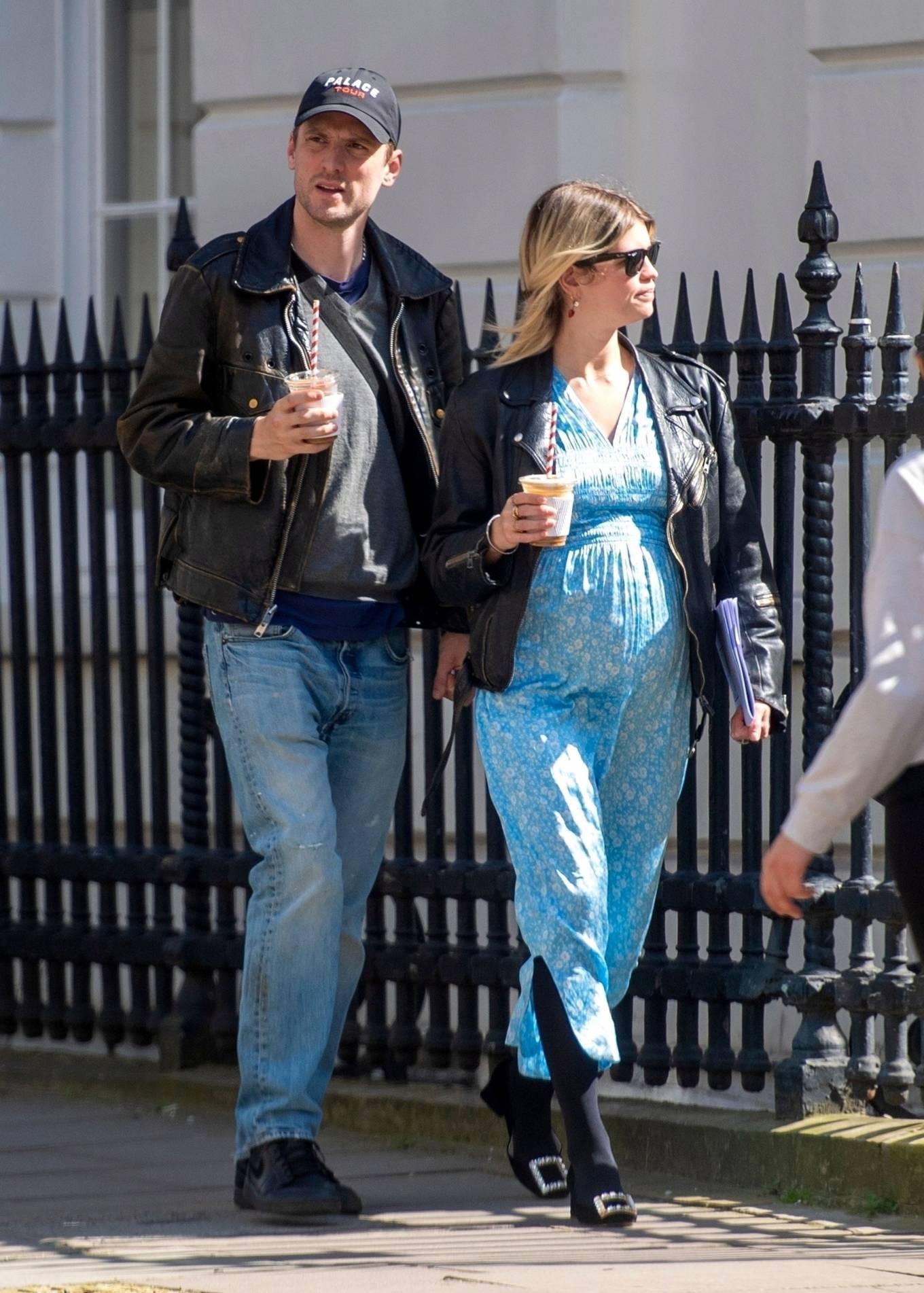 Pixie Geldof 2021 : Pregnant Pixie Geldof – Steps out in London-23