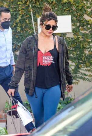 Priyanka Chopra - Shopping candids at L'Agence boutique on Melrose Place in West Hollywood