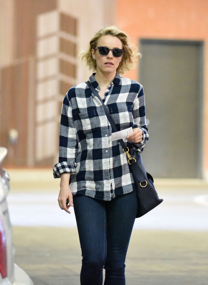 Rachel McAdams in Jeans Shopping out in LA