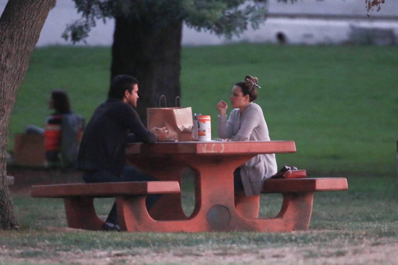 Rachel McAdams – Seen with her boyfriend at local park in Los Angeles