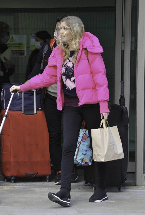Rachel Riley - Seen as she leaves Countdown studios in Manchester