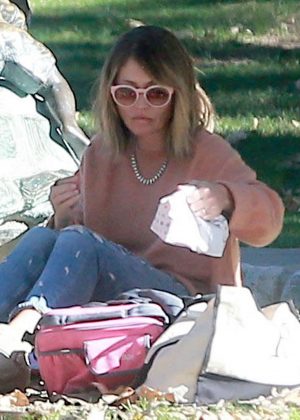 Rebecca Gayheart at Coldwater Canyon Park in Beverly Hills