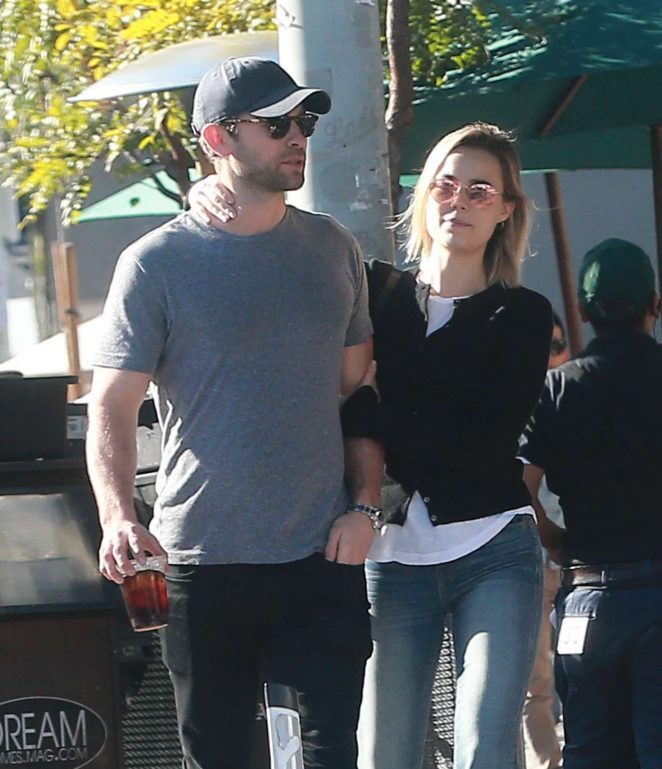 Rebecca Rittenhouse in Jeans Grabs lunch in West Hollywood