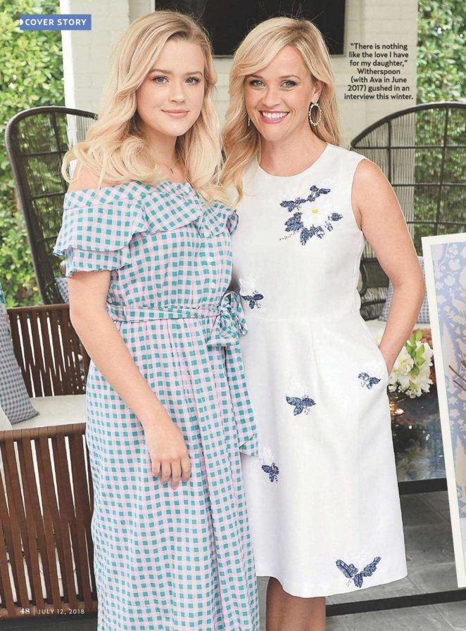 Reese Witherspoon and Ava  Phillippe - Us Weekly Magazine (July 2018)