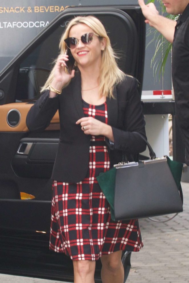 Reese Witherspoon - Arrives for a meeting in Santa Monica
