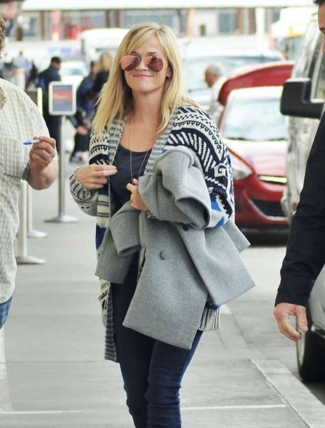 Reese Witherspoon in Jeans at LAX Airport