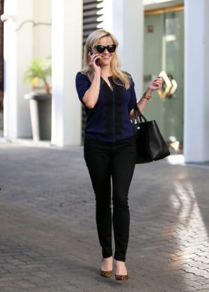 Reese Witherspoon Eexiting her office in Beverly Hills