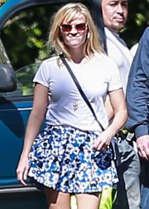 Reese Witherspoon in Mini Skirt out in Pacific Palisades