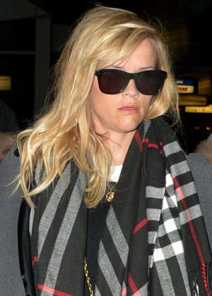 Reese Witherspoon - JFK Airport in NYC