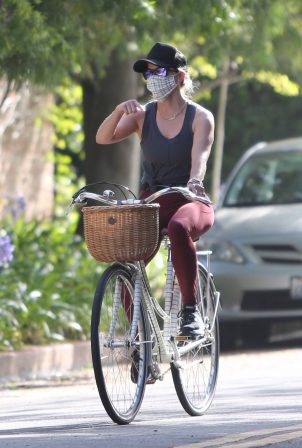 Reese Witherspoon - On a bike ride in Brentwood
