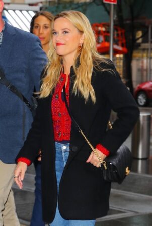 Reese Witherspoon - Seen at Columbus Circle in New York