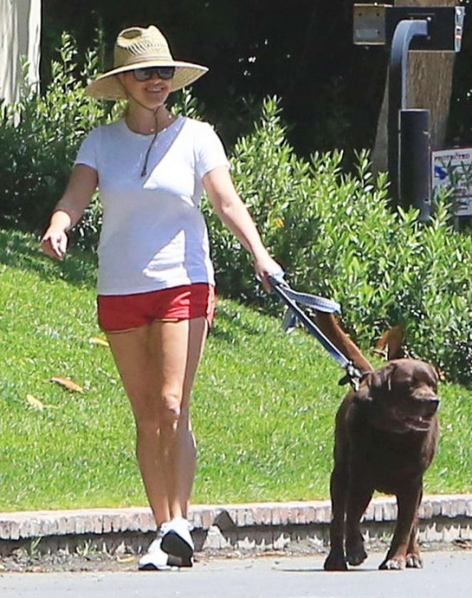 Reese Witherspoon walk her dog in Beverly Hills