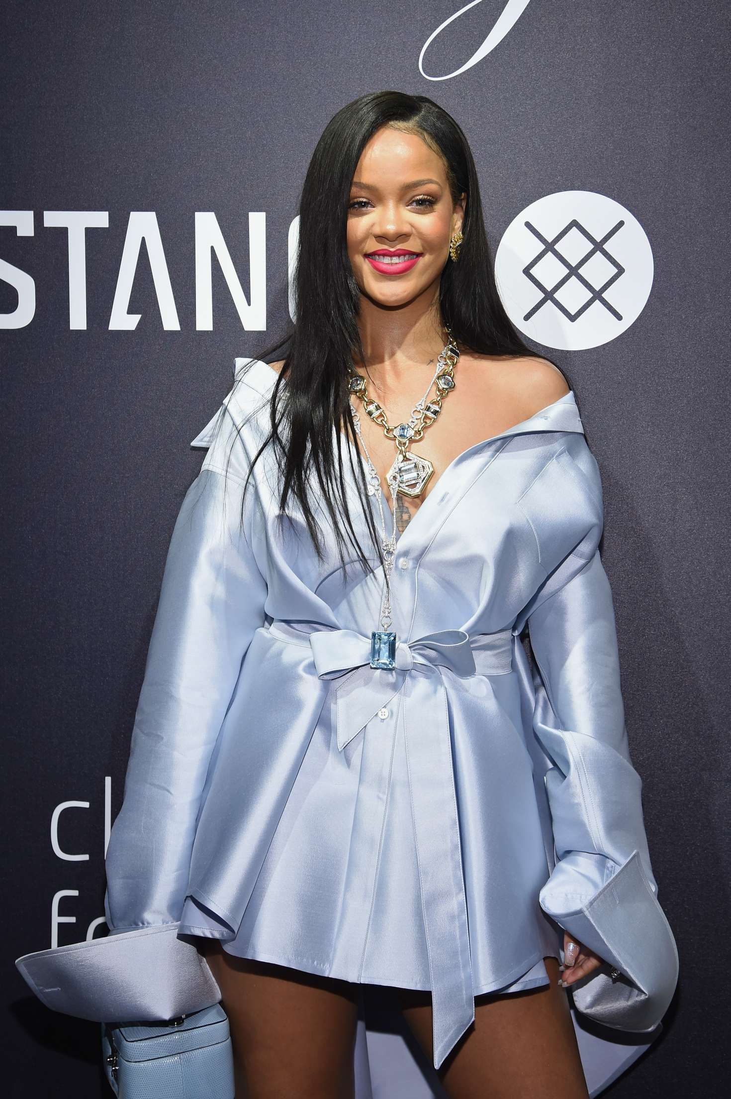 Rihanna – Appearing at Stance to raise money for the Clara Lionel ...
