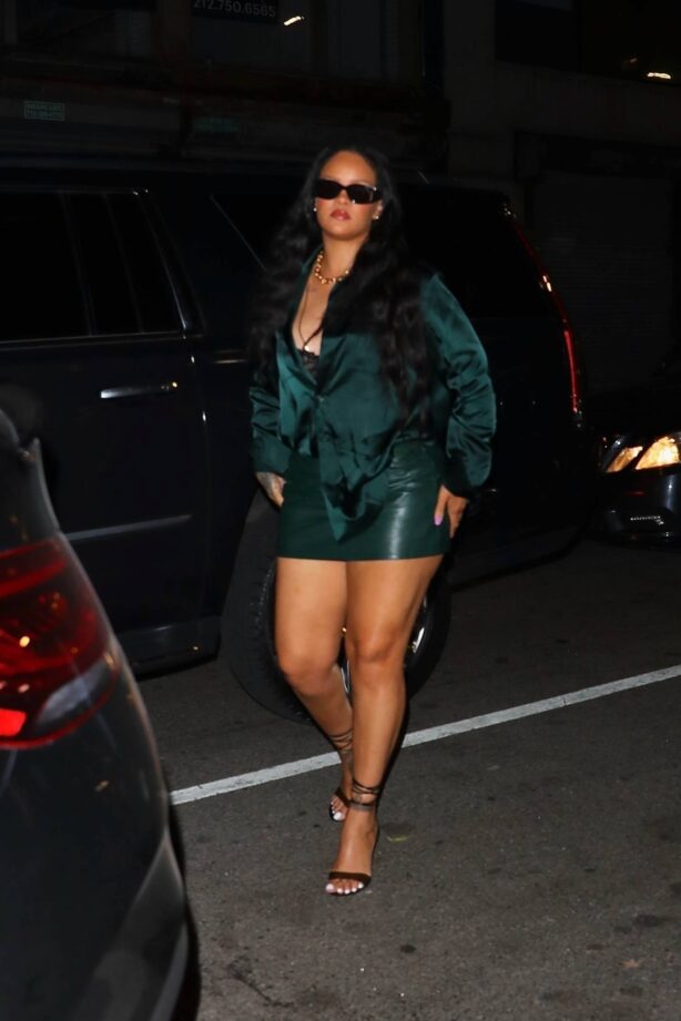 Rihanna - Exits her hotel in New York City