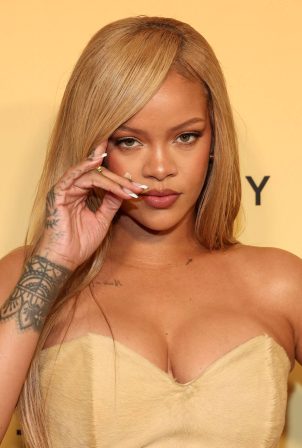 Rihanna - Fenty Beauty launch event for Soft'Lit Naturally Luminous Longwear Foundation