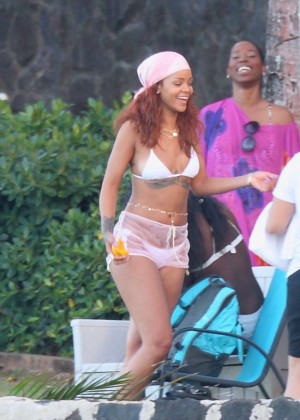 Rihanna in White Bikini on a Boat in Honolulu