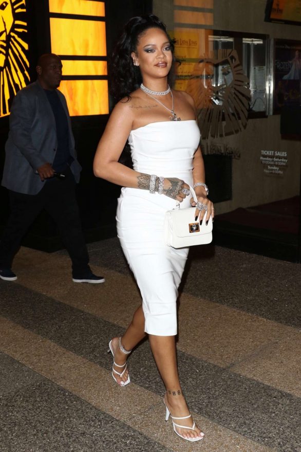 Rihanna in White Dress - Arrives at her hairstylist Yusef Williams' Porcelain Ball in NYC
