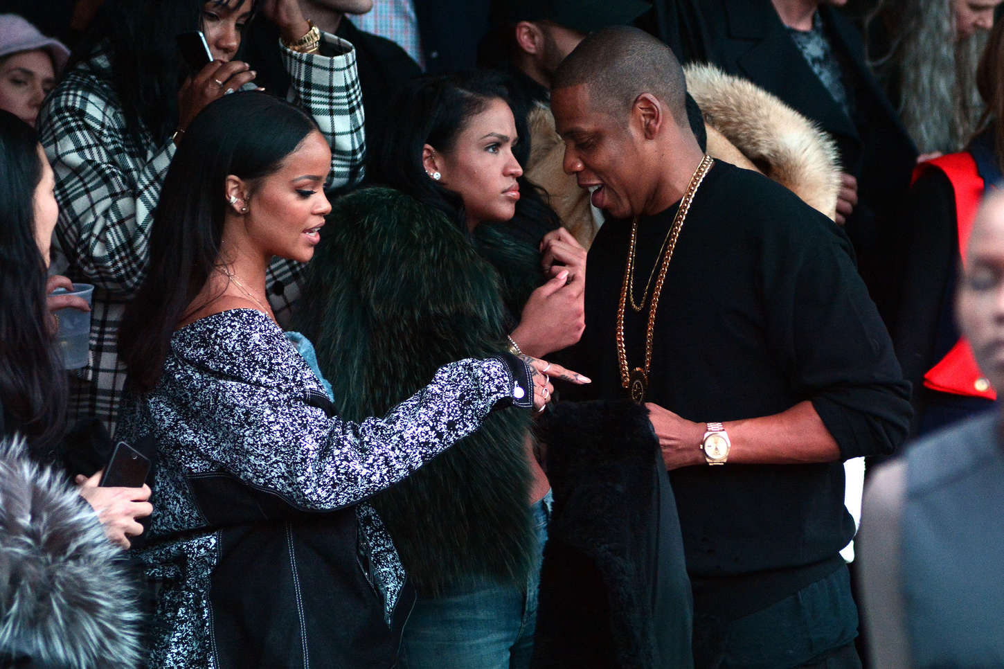 Rihanna 2015 : Rihanna: Kanye West 2015 Fashion Show -23. 