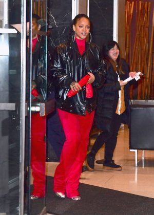 Rihanna - Leaving her dentist's office in New York