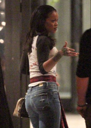 Rihanna Leaving the Sunset Marquis hotel in West Hollywood