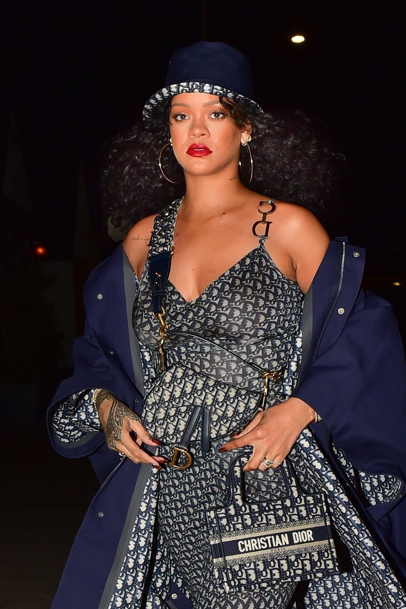 Rihanna - Out for a Dinner at Giorgio Baldi in Santa Monica-19 | GotCeleb