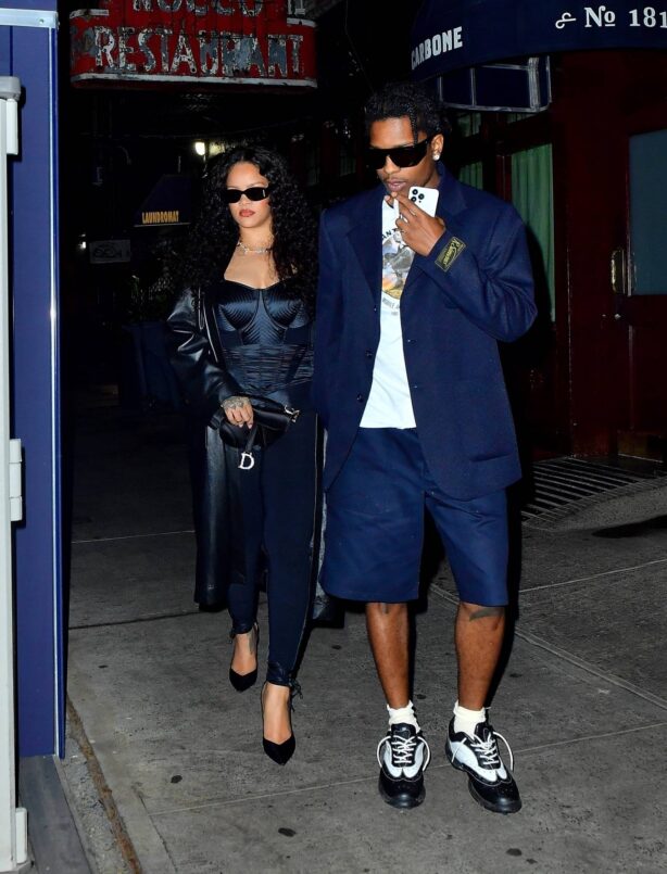 Rihanna - Out for a late-night dinner date with ASAP Rocky in New York