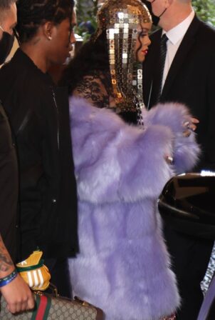 Rihanna - Pictured in Milan during Milan Fashion Week