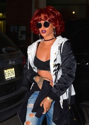 Rihanna - Short Red Hair-Do in NYC