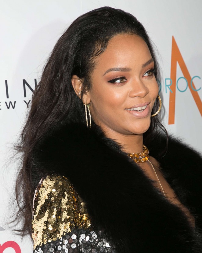 Rihanna: The Daily Front Row Fashion LA Awards 2015 -14 – GotCeleb