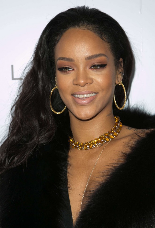 Rihanna: The Daily Front Row Fashion LA Awards 2015 -15 – GotCeleb
