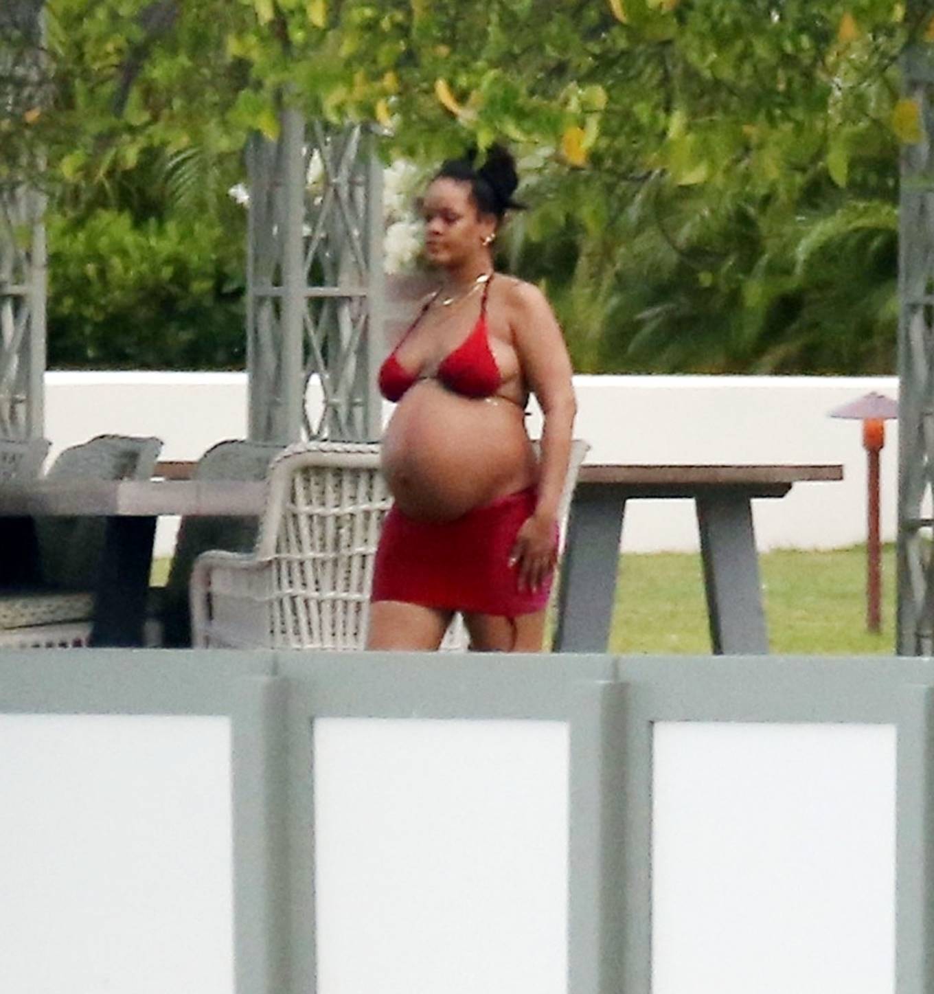Rihanna 2022 : Rihanna – With boyfriend ASAP Rocky and her Mum on holiday in Barbados-11