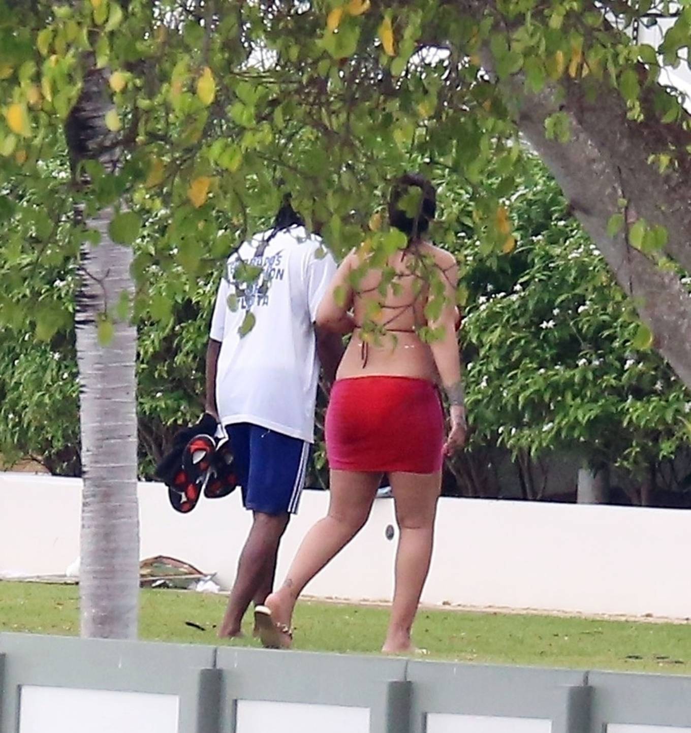 Rihanna 2022 : Rihanna – With boyfriend ASAP Rocky and her Mum on holiday in Barbados-17