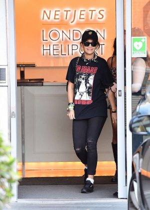 Rita Ora - Arrives at a helipad in London
