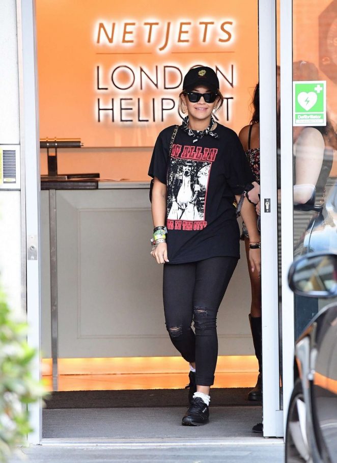 Rita Ora - Arrives at a helipad in London